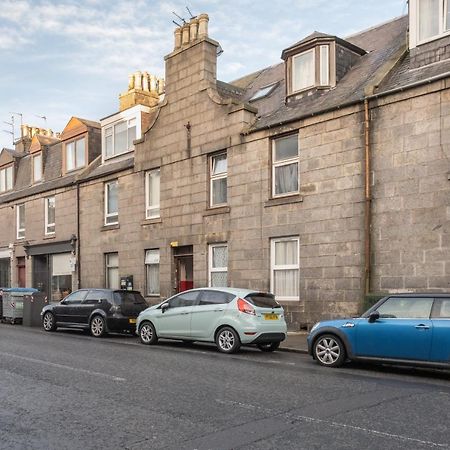 Hutch 2 Bed Apart Aberdeen Bagian luar foto