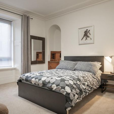 Hutch 2 Bed Apart Aberdeen Bagian luar foto