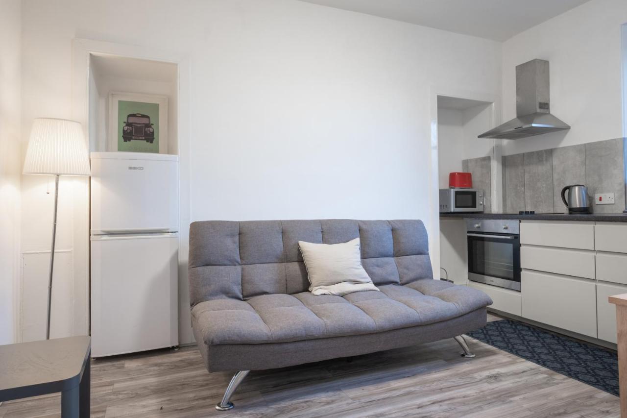 Hutch 2 Bed Apart Aberdeen Bagian luar foto