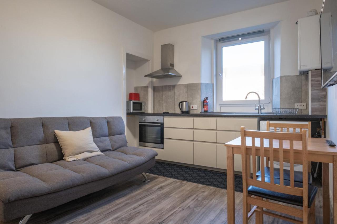 Hutch 2 Bed Apart Aberdeen Bagian luar foto